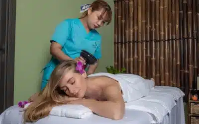 Back pain from sedentary work: how regular massage can make a difference